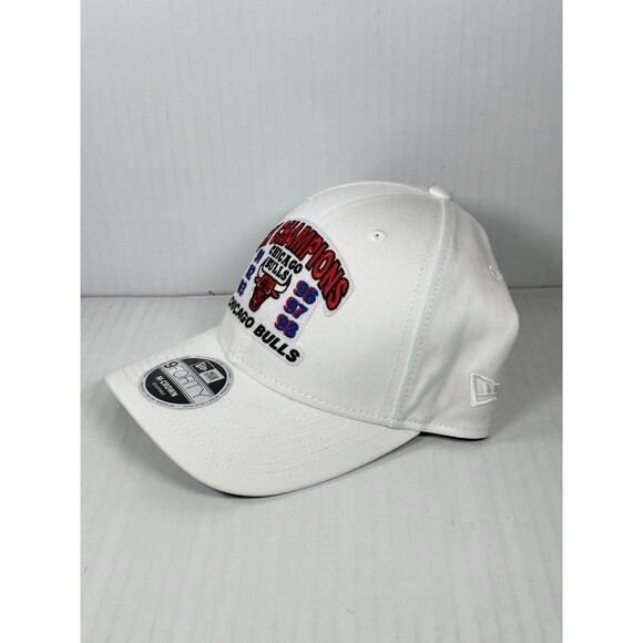 New Era 9FORTY Chicago Bulls 6x Champions M-Crown Adjustable Hat Cap OSFM - Picture 2 of 5